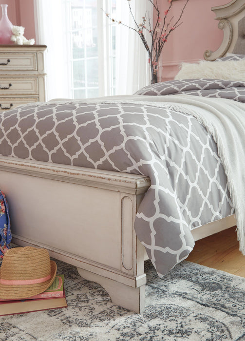 Realyn Upholstered Bed - Dream Home Furniture & Mattress (Waite Park, MN)