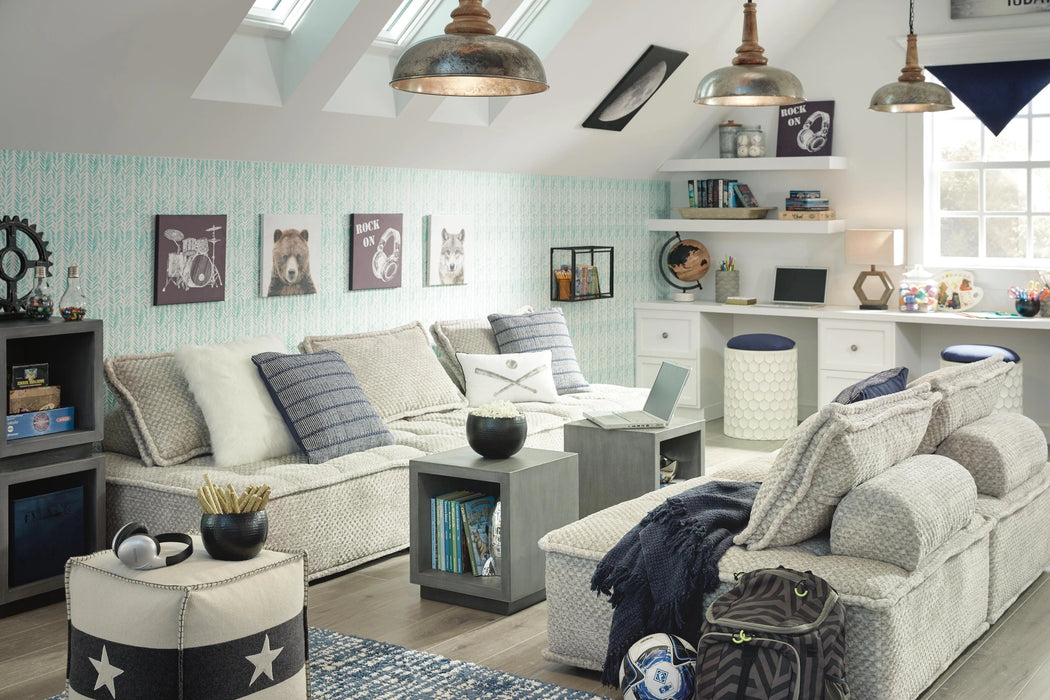 Bales Accent Chair - Dream Home Furniture & Mattress (Waite Park, MN)