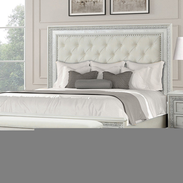 Stella Mia E.King & Queen Bed White & White - Dream Home Furniture & Mattress (Waite Park, MN)